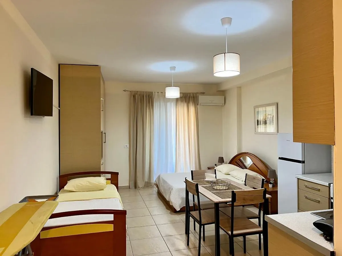 Sea N' Relax Apartment Sarandë 0*,  Albania